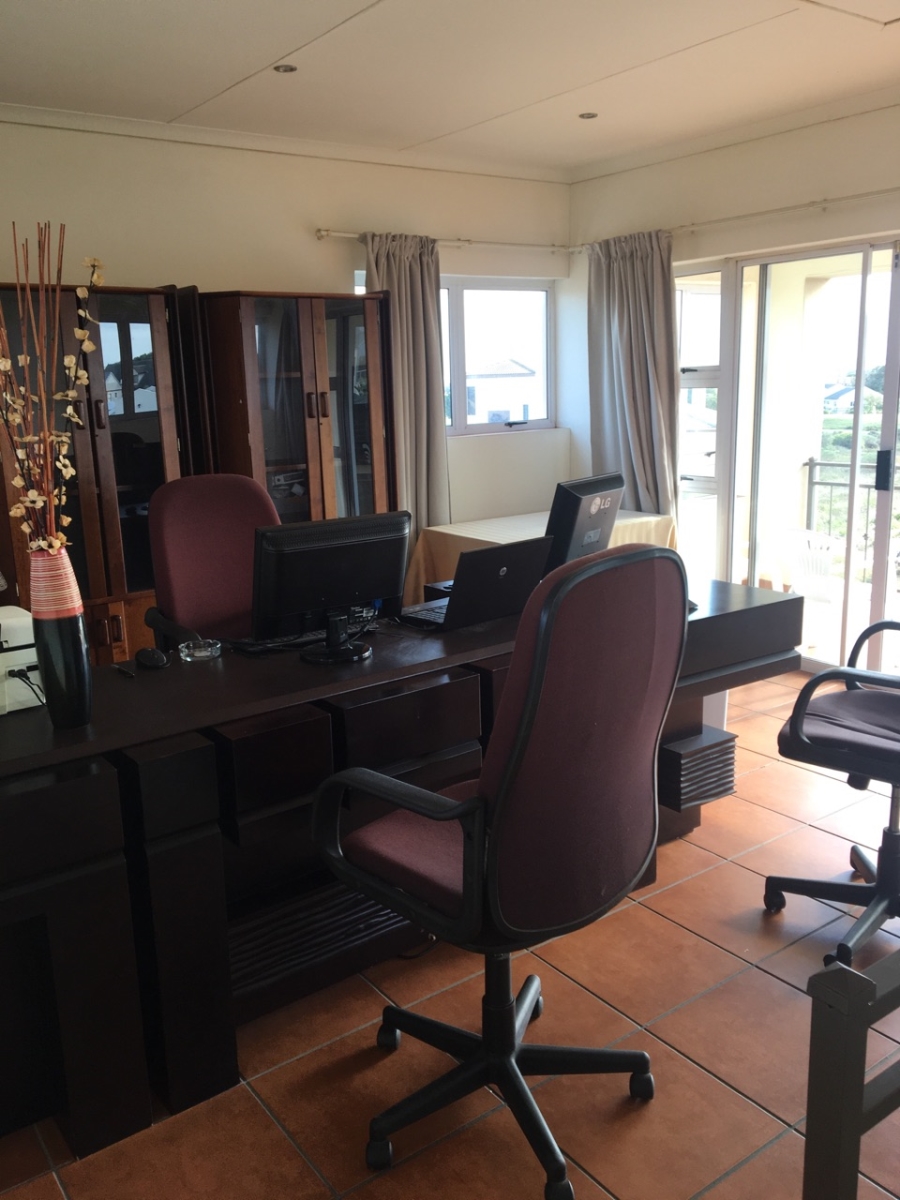 3 Bedroom Property for Sale in Country Club Western Cape